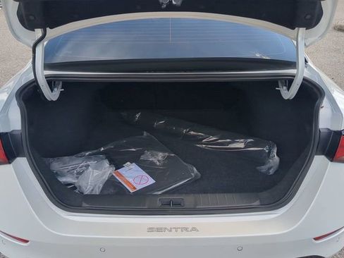 Used 2025 Nissan Sentra SV image 19