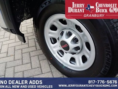 Used 2024 GMC Sierra 2500 Pro w/ 1SA Pro Safety Plus Package AWD/4WD image 9