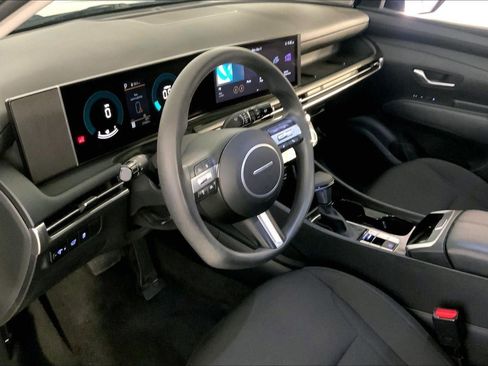 Used 2025 Hyundai Tucson SEL AWD/4WD image 14
