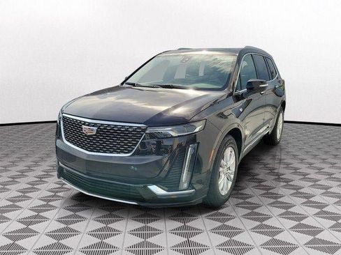 Used 2023 Cadillac XT6 Luxury FWD image 3