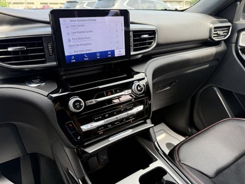 Used 2022 Ford Explorer ST-Line w/ Class IV Trailer Tow Package image 33