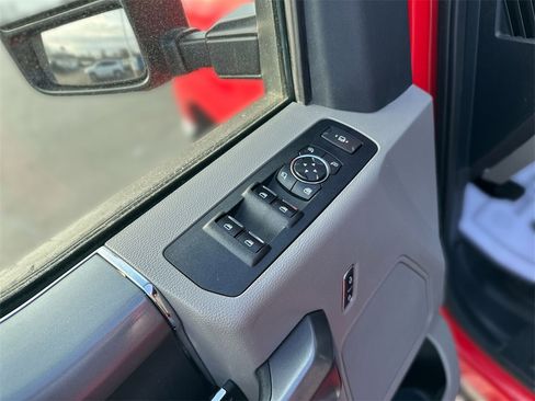 Used 2022 Ford F250 XLT w/ XLT Premium Package image 15