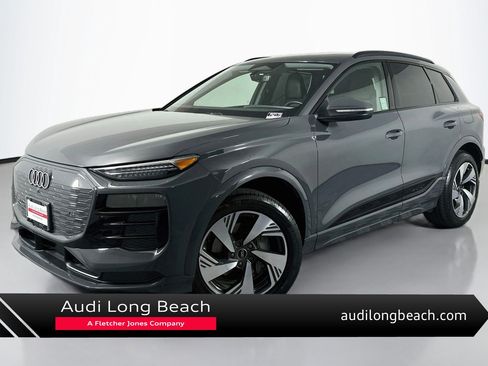 Used 2025 Audi Q6 e-tron Premium Plus w/ Premium Plus AWD/4WD image 1