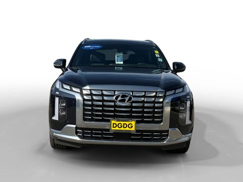 Certified 2025 Hyundai Palisade Calligraphy image 8