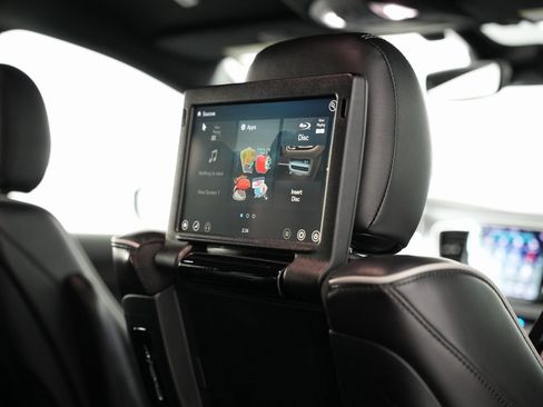 Used 2019 Chrysler Pacifica Limited w/ Advanced Safetytec Group image 41