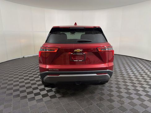 New 2026 Chevrolet Equinox LT w/ Safety and Technology Package FWD image 12