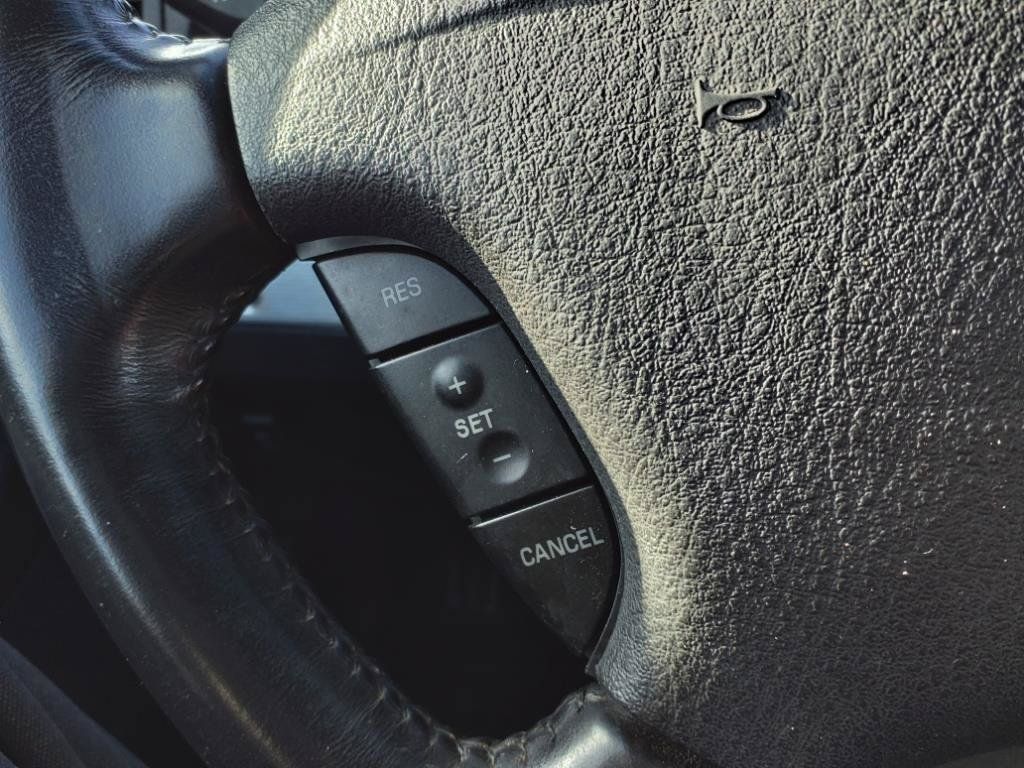 Used 2004 Ford Thunderbird RWD image 14