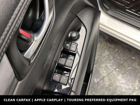 Used 2019 MAZDA CX-5 Touring image 9