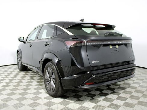 Used 2024 Nissan Ariya FWD image 29