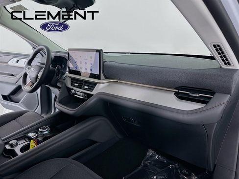 New 2026 Ford Explorer Active image 31