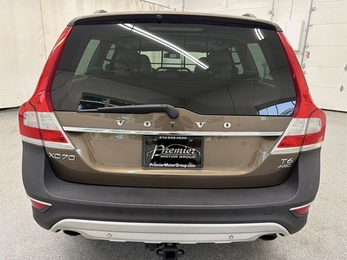 Used 2015 Volvo XC70 T6 Platinum AWD/4WD image 6