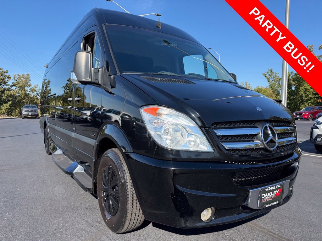 Used 2011 Mercedes-Benz Sprinter 2500 image 7