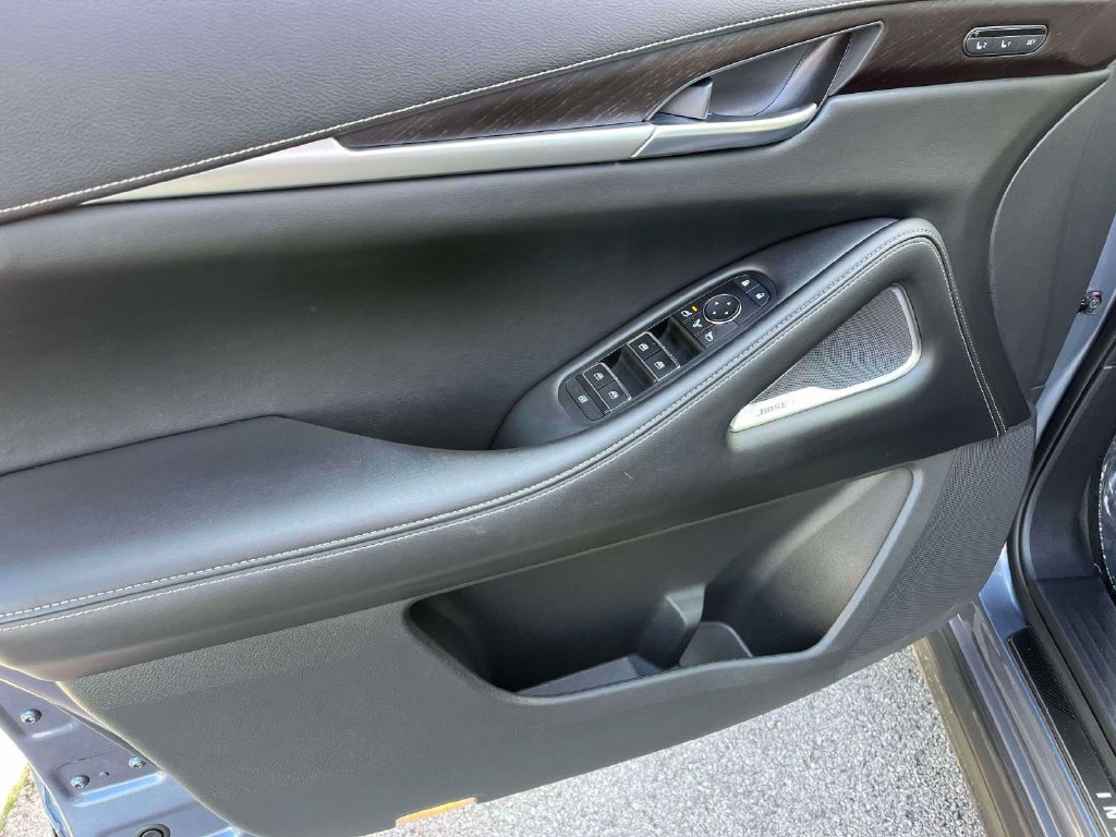 Used 2023 INFINITI QX60 Sensory w/ Vision Package AWD/4WD image 14