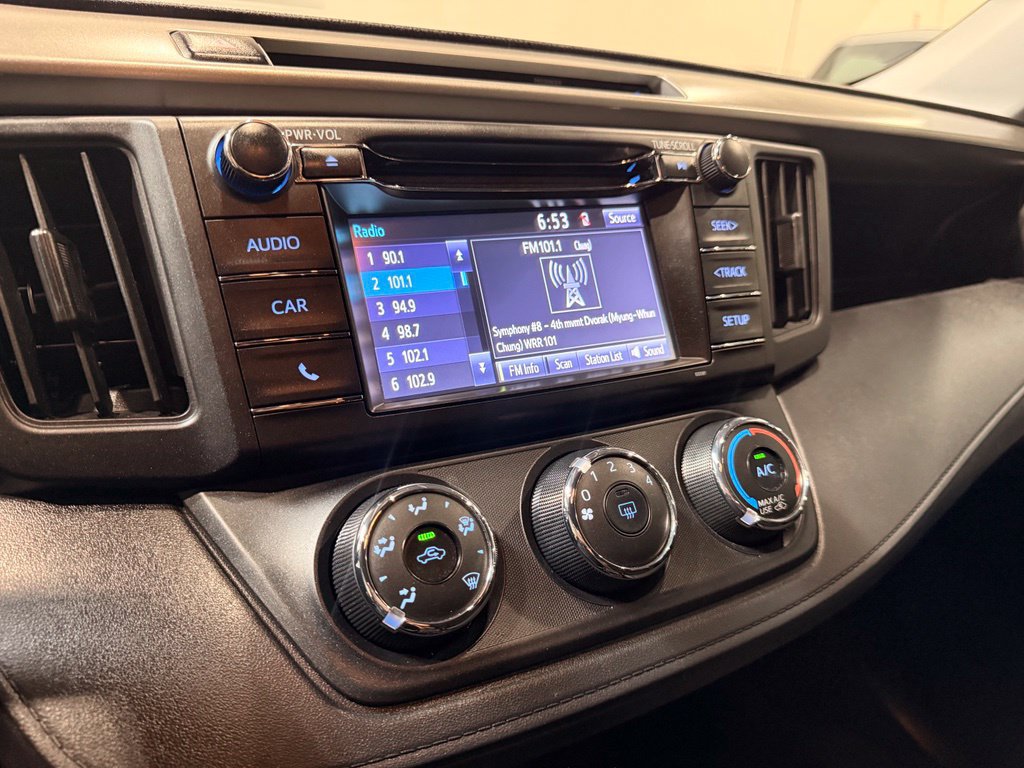 Used 2016 Toyota RAV4 LE FWD image 21