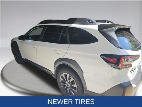 Used 2024 Subaru Outback Onyx Edition AWD/4WD image 8