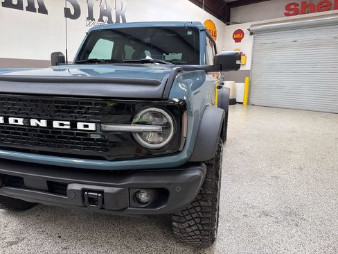 Used 2023 Ford Bronco Wildtrak AWD/4WD image 13
