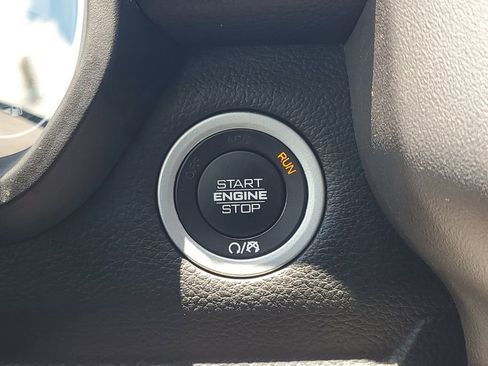 Used 2019 RAM 1500 Big Horn AWD/4WD image 26