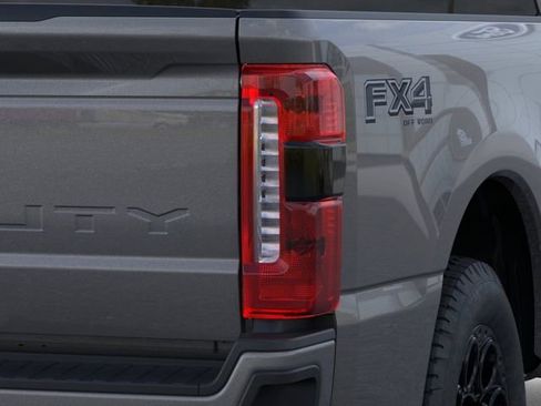 New 2026 Ford F250 Lariat AWD/4WD image 23