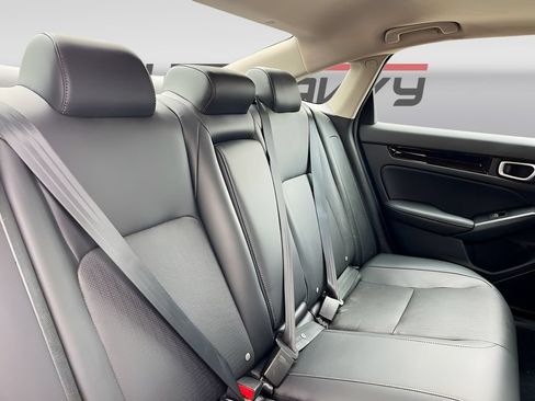 Used 2024 Honda Civic Touring image 28