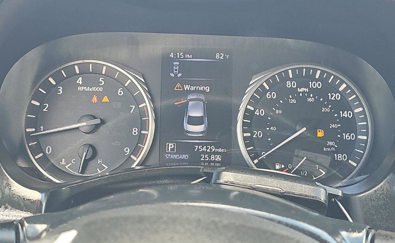 Used 2018 INFINITI Q50 Sport w/ Sensory Package (Sport) RWD image 13