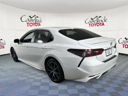 Used 2024 Toyota Camry SE FWD image 6