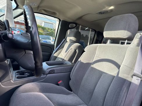 Used 2006 Chevrolet Silverado 1500 LT w/ Light Duty Power Package image 31