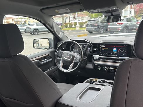 Used 2022 GMC Sierra 1500 Elevation AWD/4WD image 12