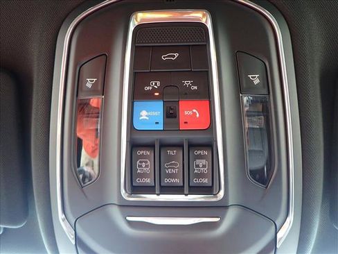 New 2025 Jeep Grand Cherokee Overland w/ Trailer Tow Package image 25