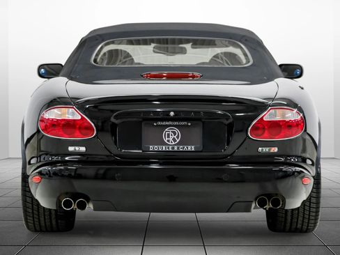 Used 2006 Jaguar XK8 Convertible image 15