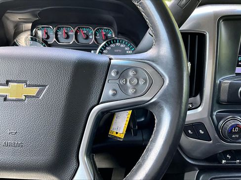 Used 2017 Chevrolet Silverado 1500 LT w/ Midnight Edition AWD/4WD image 25