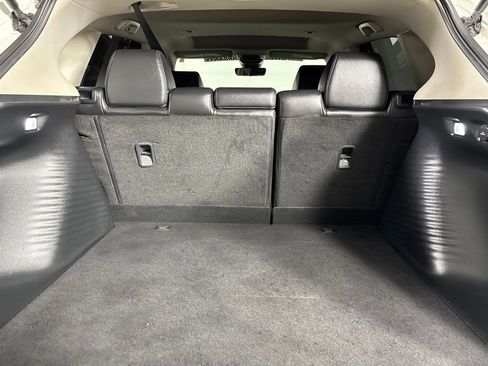 Used 2025 Honda HR-V EX-L image 23