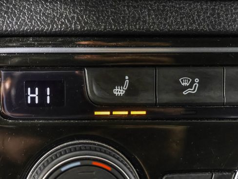 Used 2022 Volkswagen Atlas SE image 10