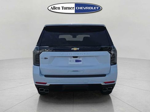 New 2026 Chevrolet Suburban High Country RWD image 5