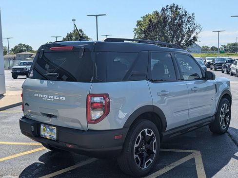 Used 2021 Ford Bronco Sport Outer Banks w/ Outer Banks Package image 3