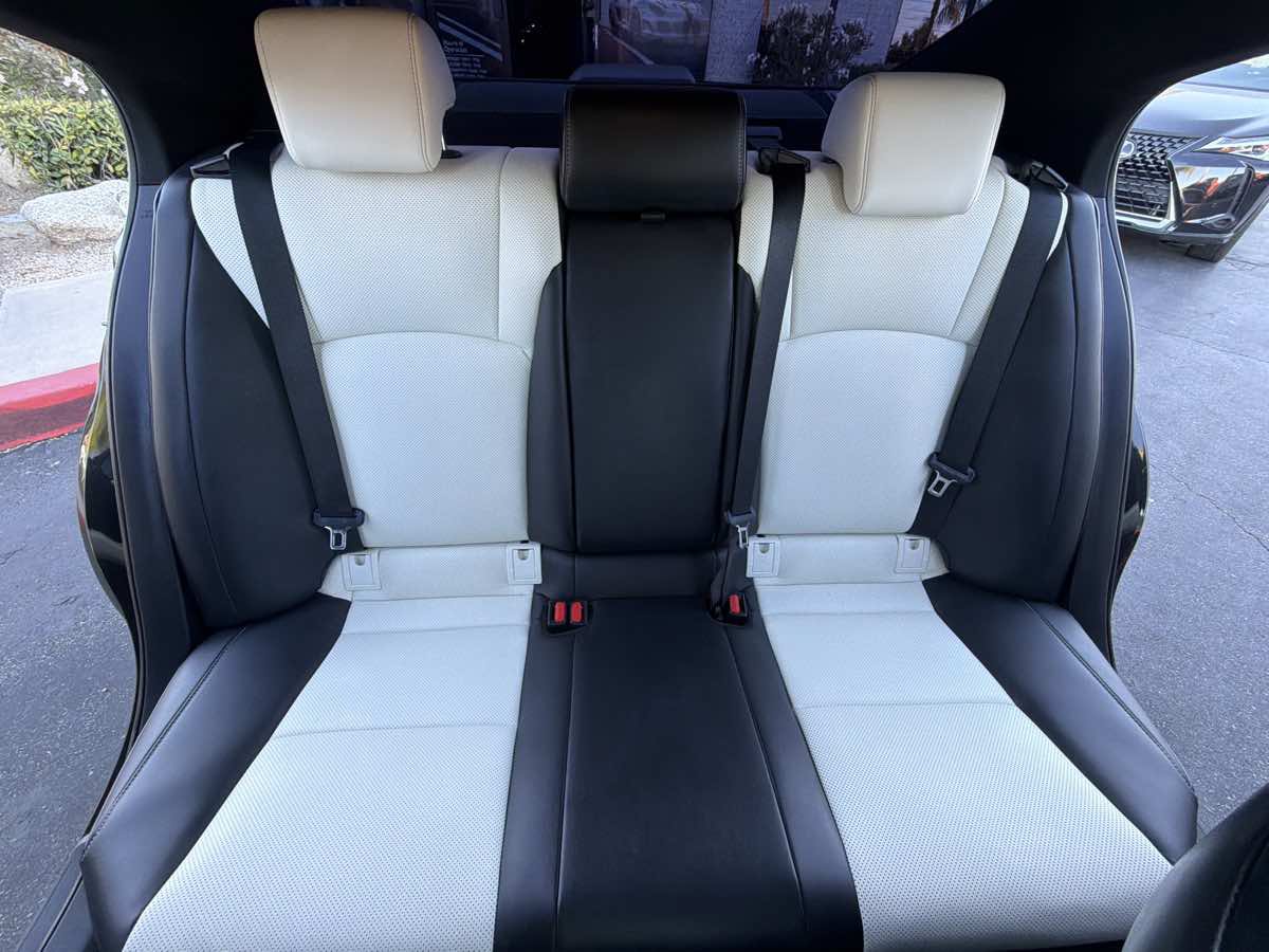 Used 2024 Lexus ES 300h F Sport w/ Accessory Package (Z1) FWD image 21