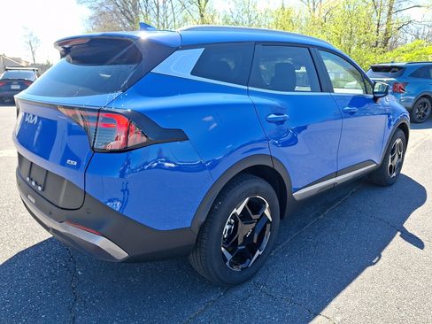 New 2026 Kia Sportage EX AWD/4WD image 3