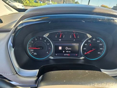 Used 2020 Chevrolet Traverse LT w/ LT Premium Package FWD image 27