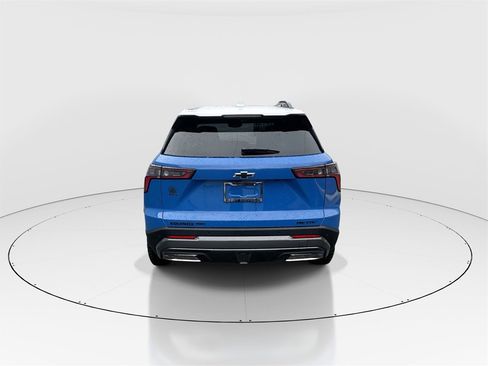 New 2025 Chevrolet Equinox ACTIV w/ Safety and Technology Package image 7