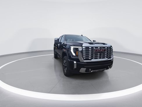 Used 2025 GMC Sierra 2500 Denali w/ Denali Reserve Package AWD/4WD image 2