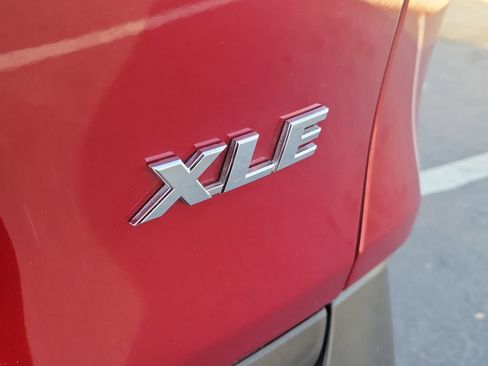 Used 2024 Toyota RAV4 XLE image 6