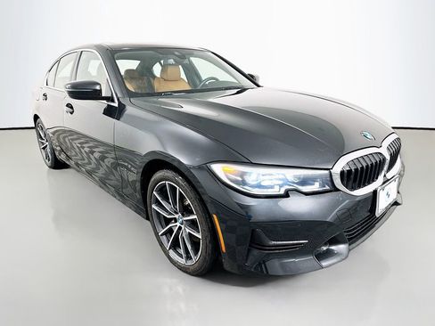 Used 2021 BMW 330i Sedan w/ Convenience Package RWD image 3