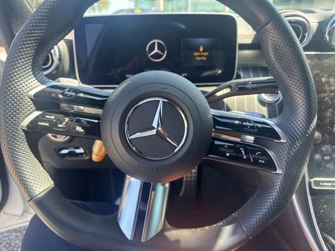 Used 2023 Mercedes-Benz C 300 Sedan image 9