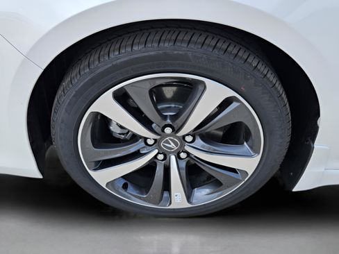 New 2025 Acura TLX w/ Technology Package image 34