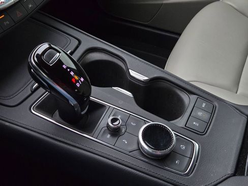 Certified 2023 Cadillac XT4 Premium Luxury w/ Enhanced Visibility Package image 23