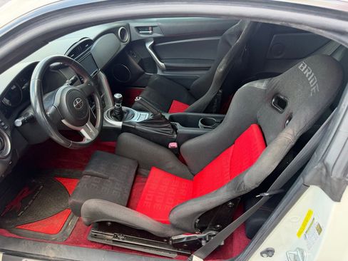 Used 2016 Scion FR-S RWD image 17