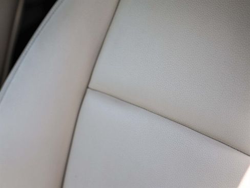 Used 2018 Mercedes-Benz CLA 250 image 33