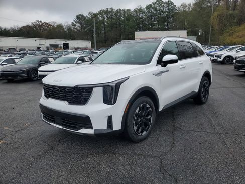 New 2026 Kia Sorento S image 3