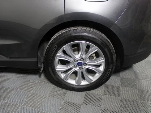 Certified 2020 Ford Edge Titanium image 23