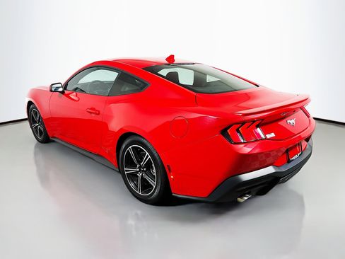 Used 2024 Ford Mustang Premium image 8