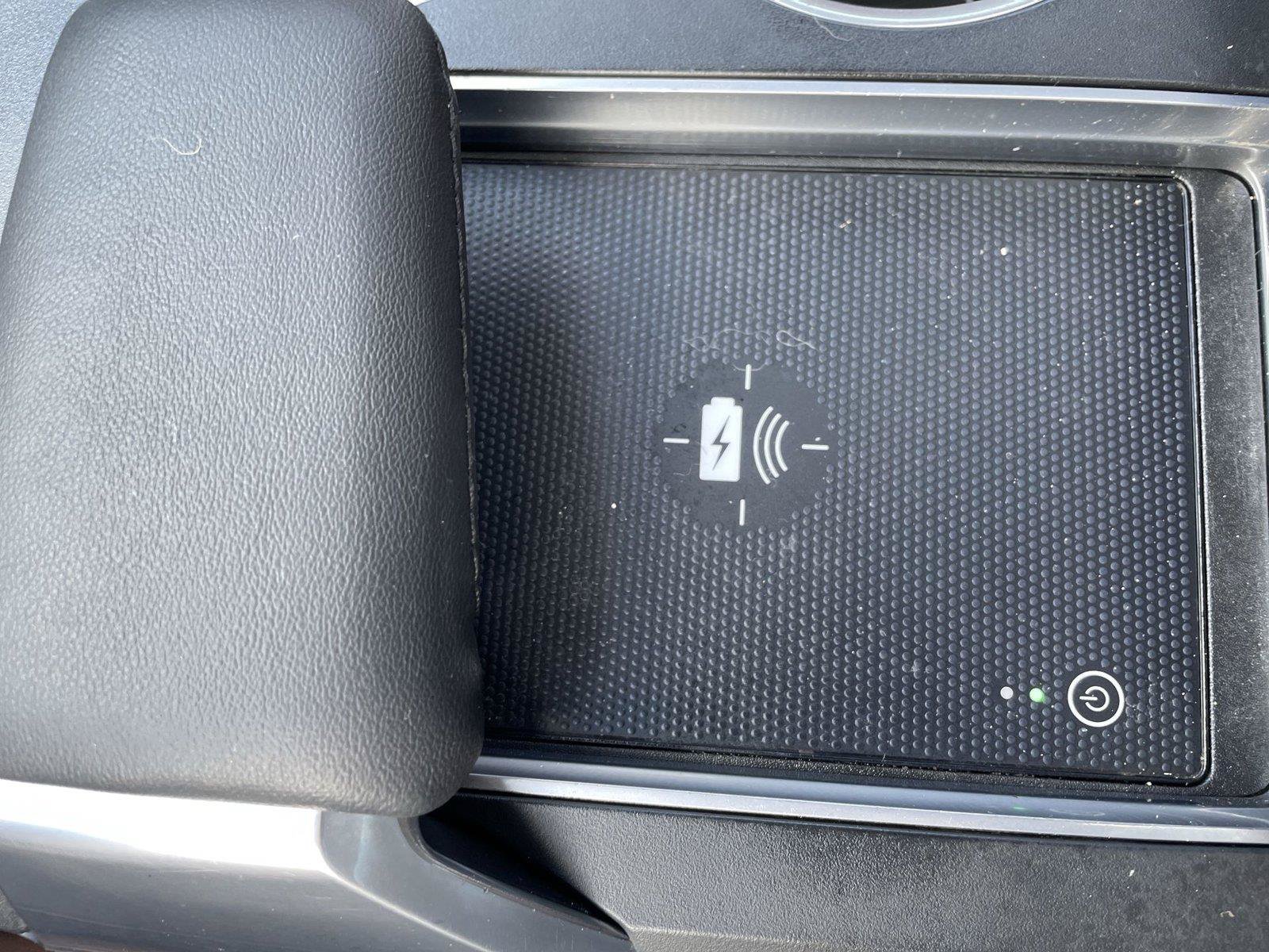 Used 2022 Acura MDX w/ Technology Package AWD/4WD image 34